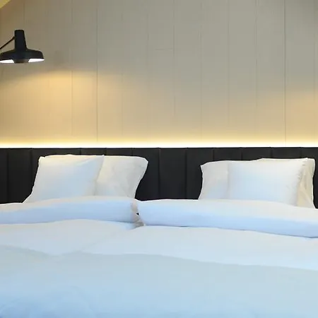 Hello Haffner Couette-café 3*